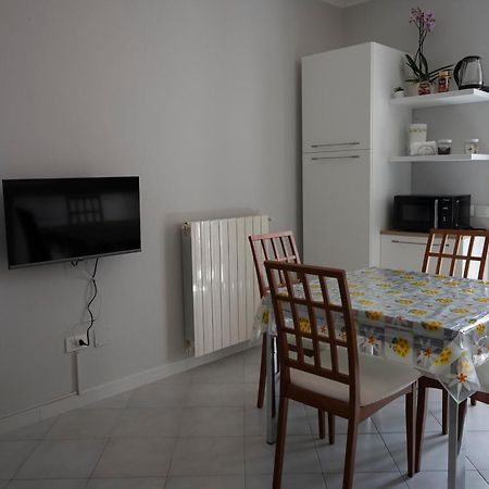 Апартаменты Casa Le Corti Ливорно Экстерьер фото